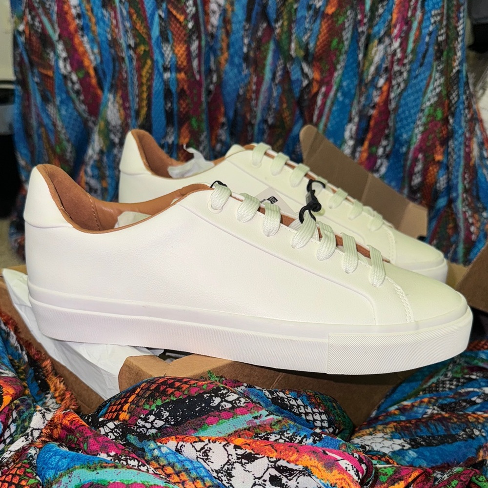 Zara White Leather Low-Top Sneakers